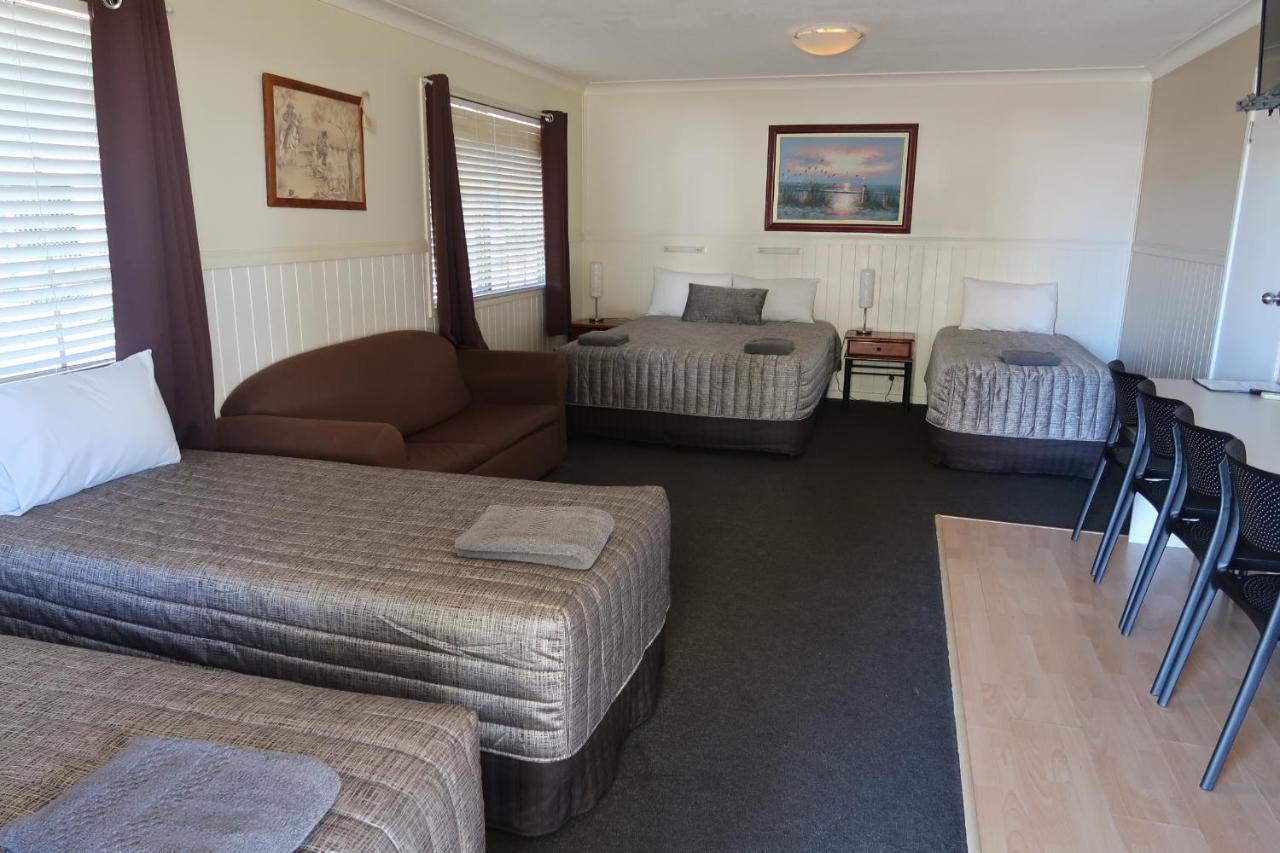 Charleville Waltzing Matilda Motor Inn Ngoại thất bức ảnh
